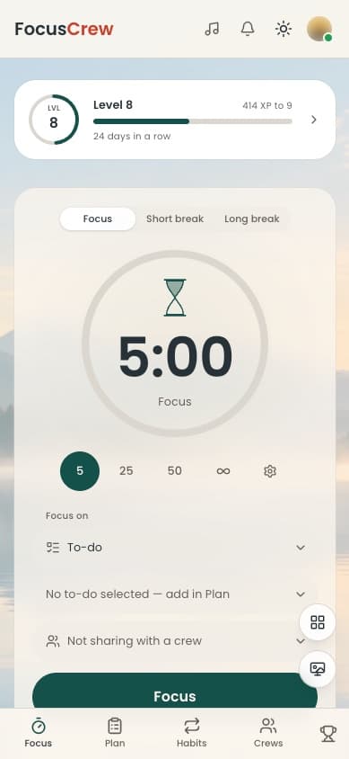 The focus timer on a phone: a 5:00 session with the hourglass above the digits.